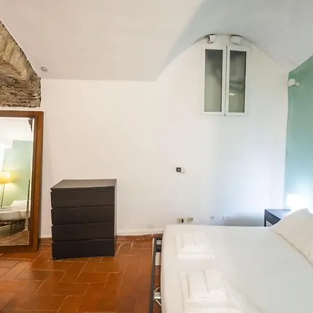 Апартаменты Campo De Fiori Grotto