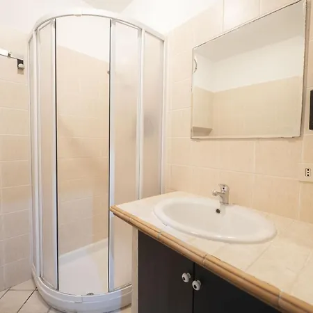 Campo De Fiori Grotto Апартаменты *