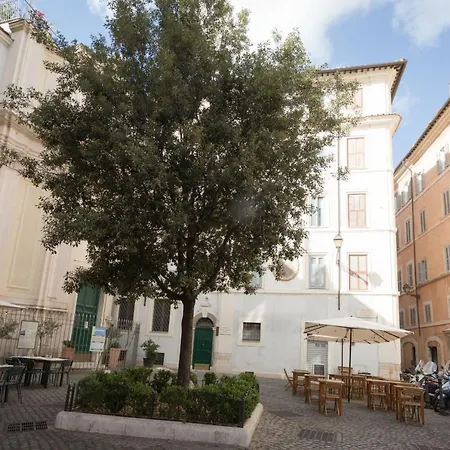 Campo De Fiori Grotto * Rom